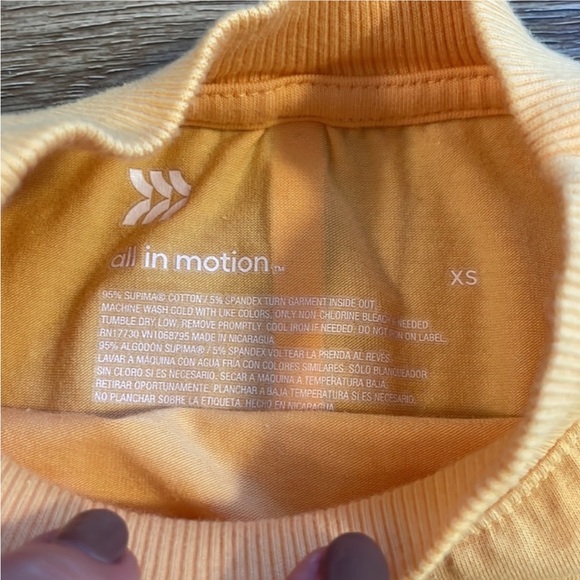 All in Motion Pale Yellow Supima Cotton Workout Muscle Tee Tank Top - Picture 6 of 9